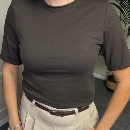 T-SHIRT SPALLINE MANICHE CORTE