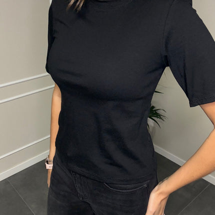 T-SHIRT SPALLINE MANICHE CORTE