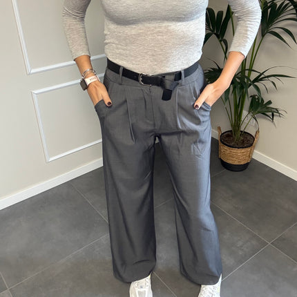 PANTALONE CON CINTA GISELLE