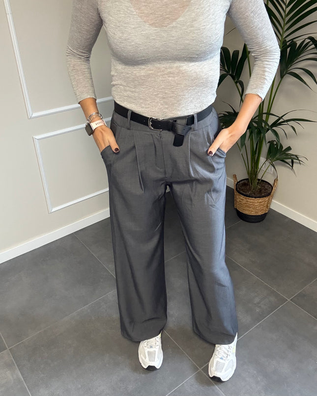 PANTALONE CON CINTA GISELLE